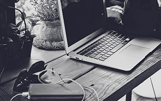 星空体育在线官网-阿森纳球员技惊四座：年轻新星崭露头角，阿森纳队史十大球星