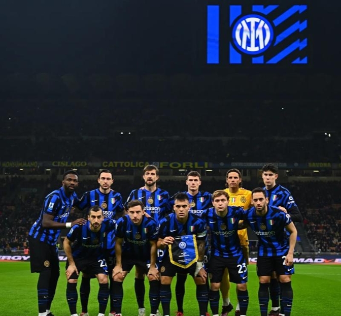 星空体育官方网站-佛罗伦萨后卫协调前援成功将球传至前场的简单介绍