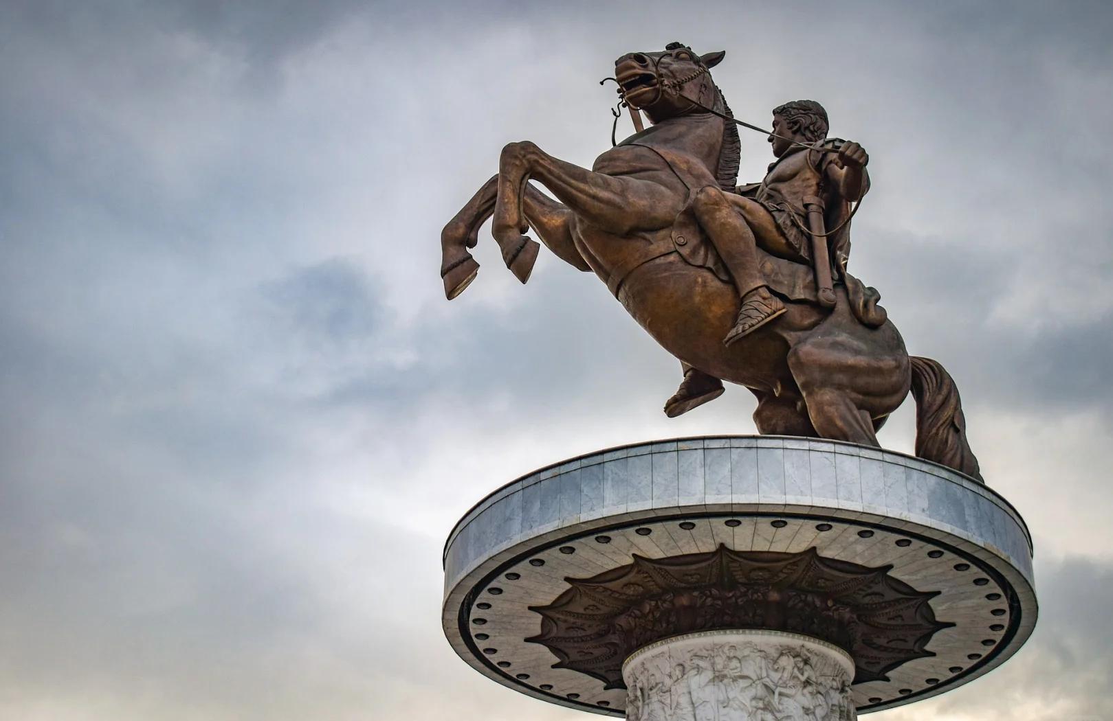 星空体育在线登陆-北马其顿国家队主场力克以色列，小组头名晋级的简单介绍