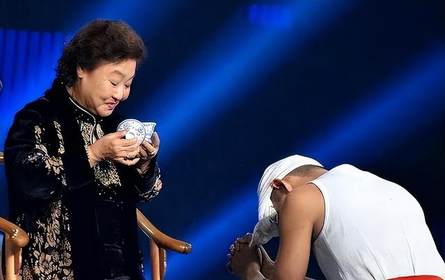 星空体育在线入口-梦想成真：女足比赛中的成功之路